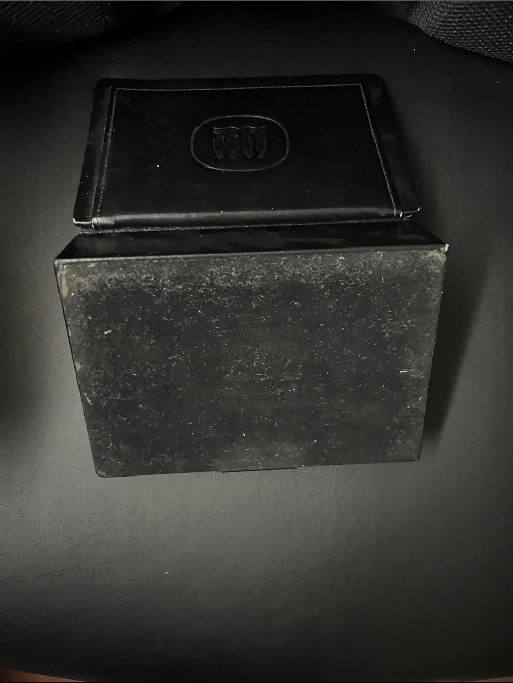 Source Unknown Black Leather Embossed Crest Card & Key Holder